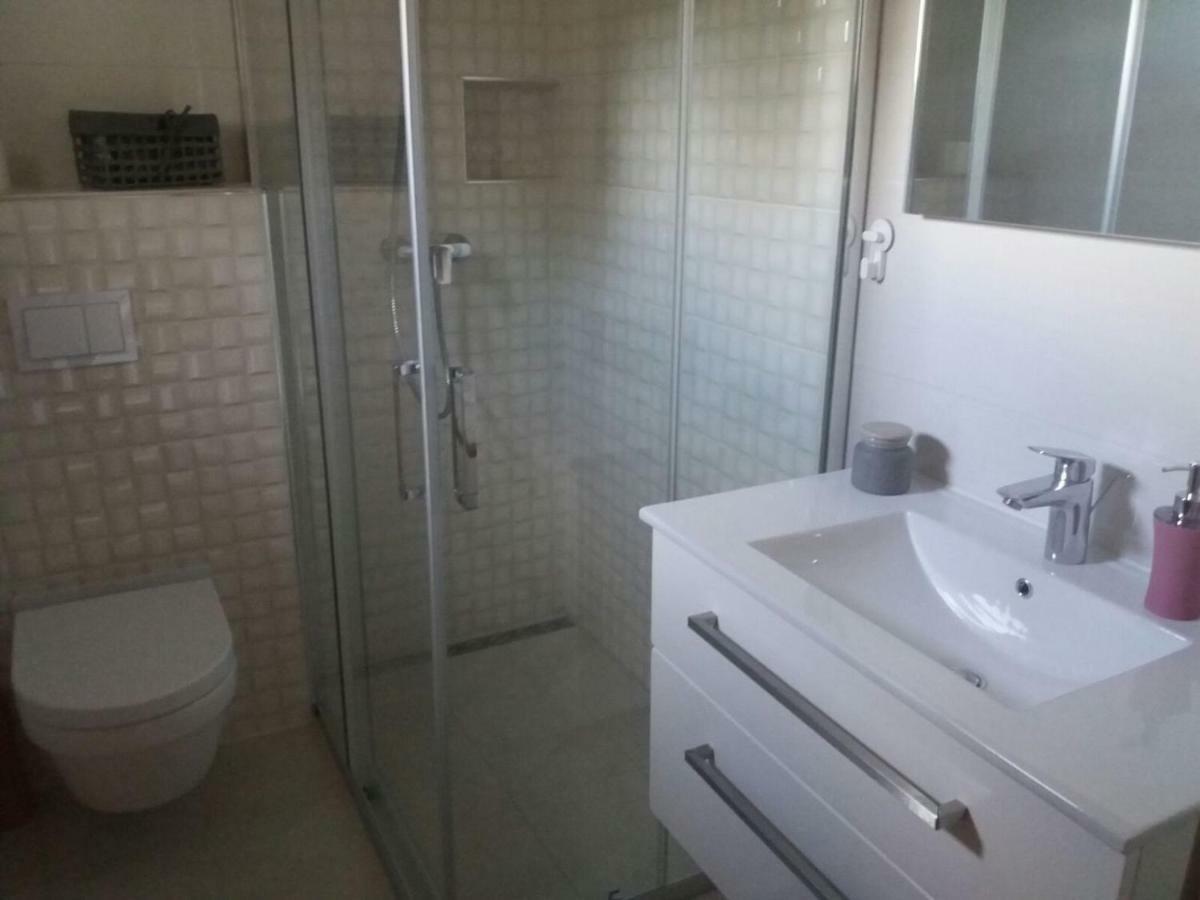 Apartments Prpic سيغيت فغانييتْسا الغرفة الصورة