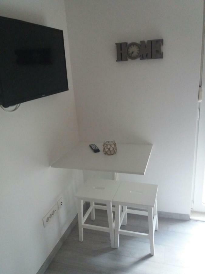 Apartments Prpic سيغيت فغانييتْسا الغرفة الصورة