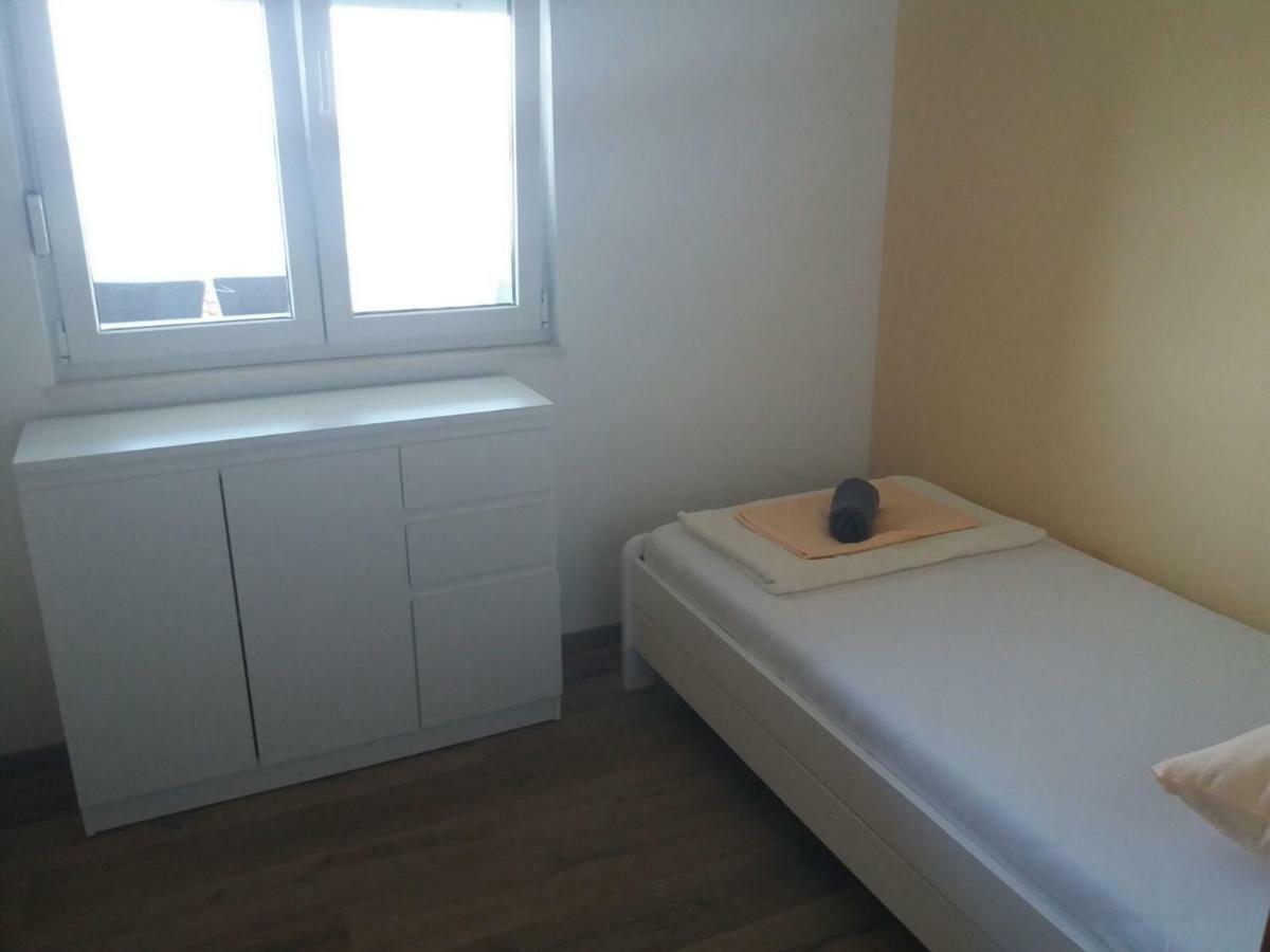 Apartments Prpic سيغيت فغانييتْسا الغرفة الصورة